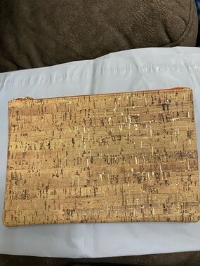 Mary Kay makeup Pouch with Gold Accents